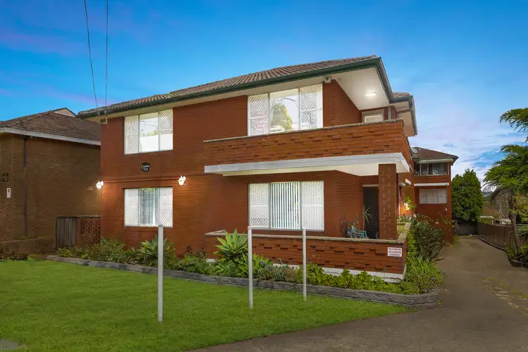 1/61 Broadway, Punchbowl NSW 2196