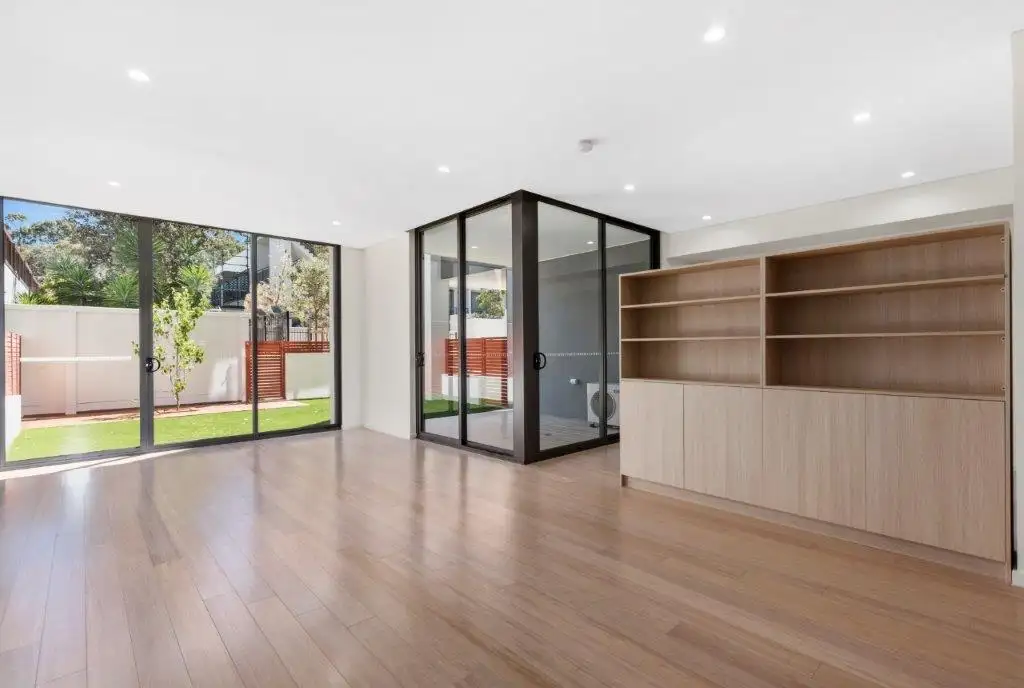 Main view of Homely studio listing, 12/90 Bay Street, Botany NSW 2019