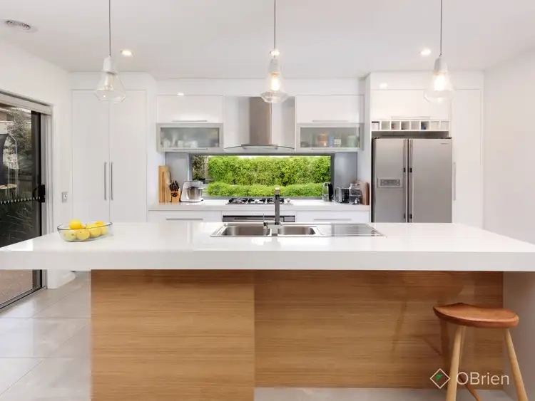 Second view of Homely house listing, 2 Kite Place, Wodonga VIC 3690