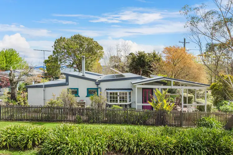 6 Yester Road, Wentworth Falls NSW 2782