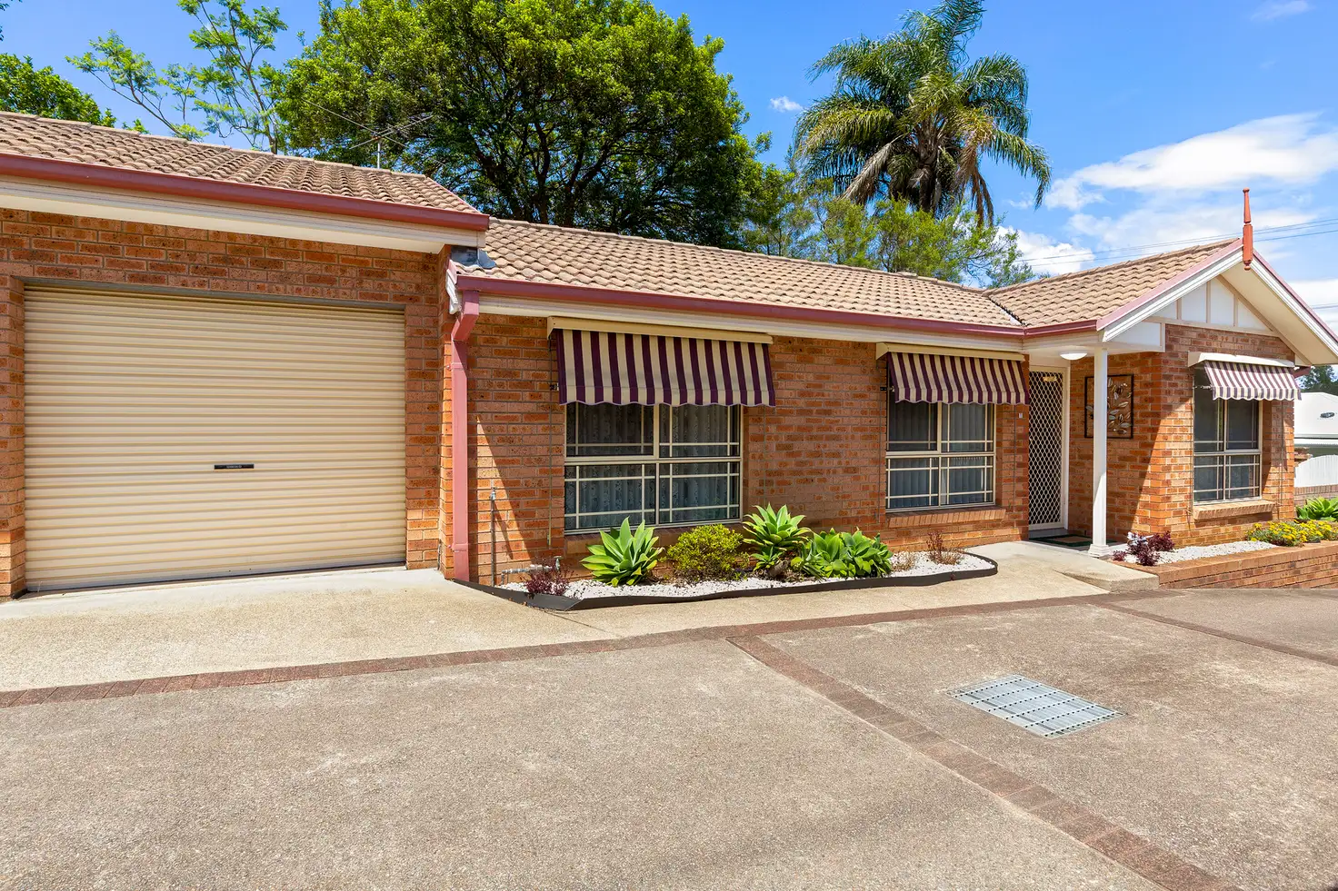 Main view of Homely villa listing, 1/104 Main Road, Speers Point NSW 2284
