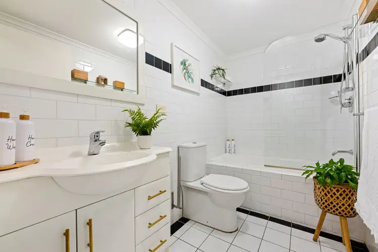 Sixth view of Homely apartment listing, 18/3-11 Hawkesbury Avenue, Dee Why NSW 2099