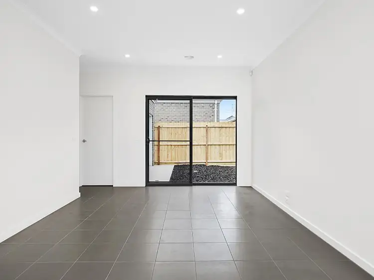 Second view of Homely unit listing, 8/8-10 Regent Street, Whittington VIC 3219