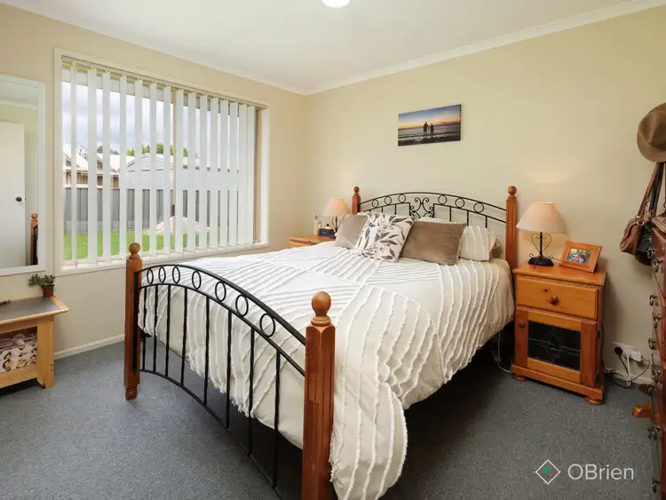 Sixth view of Homely house listing, 2 Conway Court, Wodonga VIC 3690