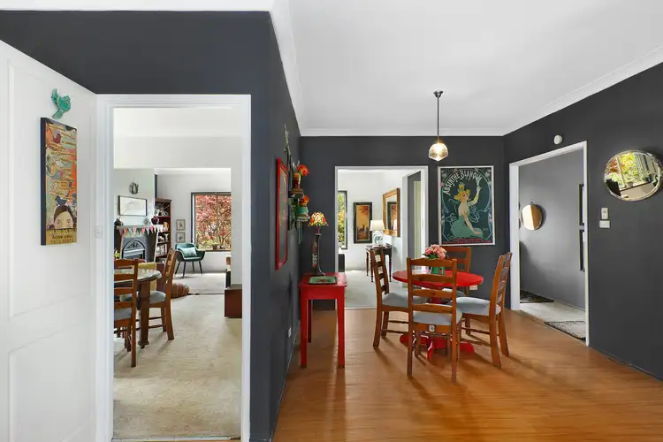 Fifth view of Homely house listing, 1 Karen Place, Faulconbridge NSW 2776