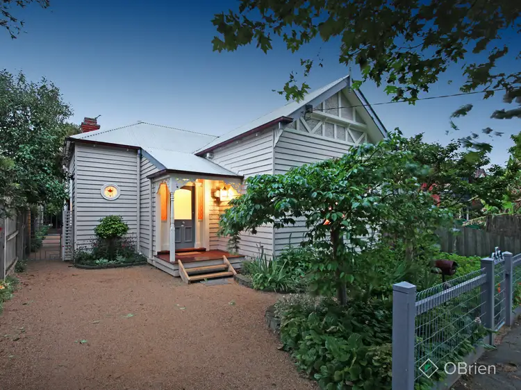 18 Downing Street, Oakleigh VIC 3166