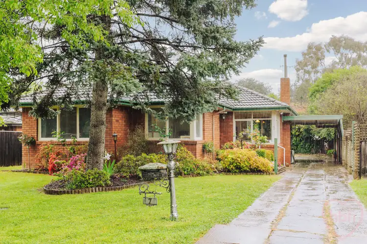 Second view of Homely house listing, 7 Stow Place, Watson ACT 2602