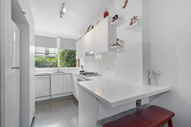 Fourth view of Homely townhouse listing, 2/10 High Street, Mordialloc VIC 3195
