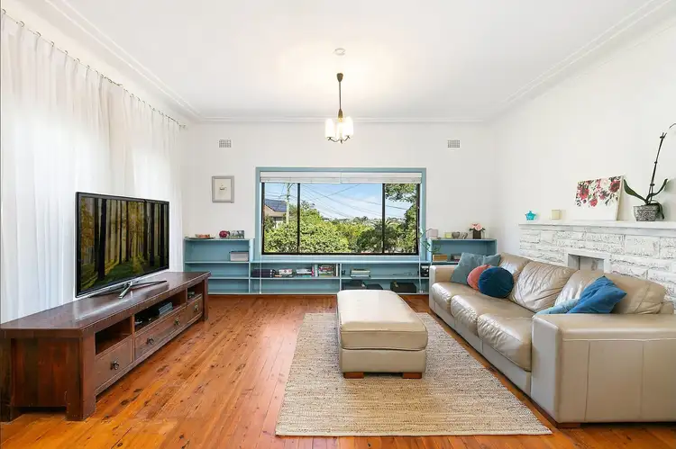 Third view of Homely house listing, 8 Gilmore Avenue, Collaroy Plateau NSW 2097