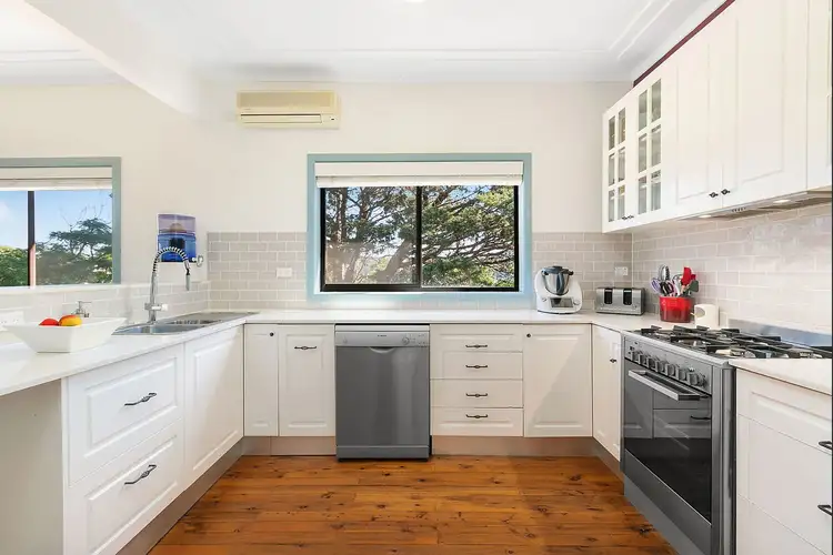 Sixth view of Homely house listing, 8 Gilmore Avenue, Collaroy Plateau NSW 2097