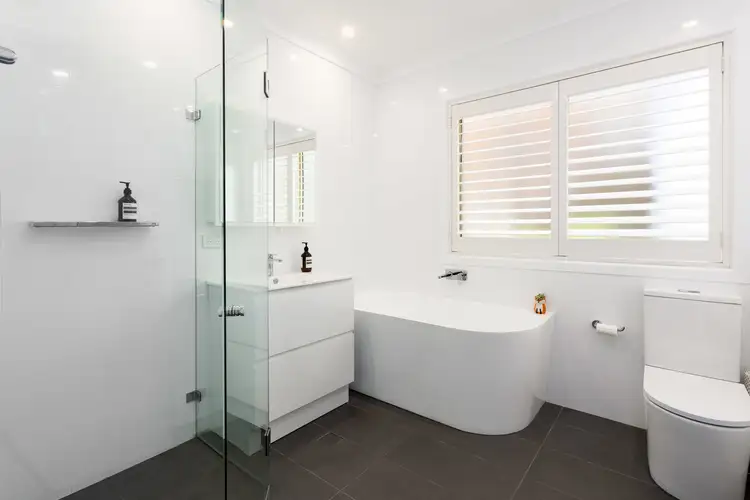 Second view of Homely apartment listing, 2/8 Rickard Street, Balgowlah NSW 2093