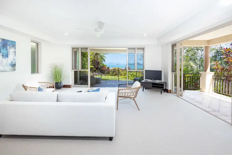 4/17 Colonel Cummings Drive, Palm Cove QLD 4879