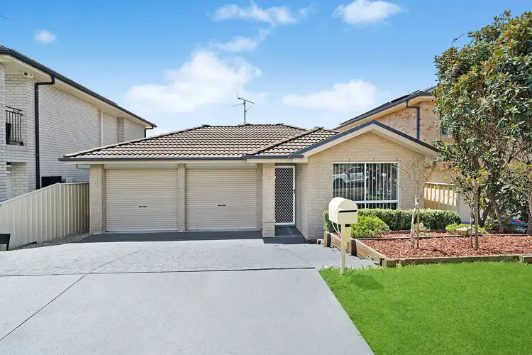10 Decora Street, Mount Annan NSW 2567