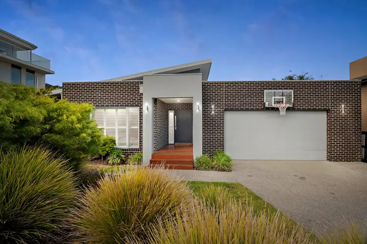 Main view of Homely house listing, 8 Alexander Parade, Mccrae VIC 3938