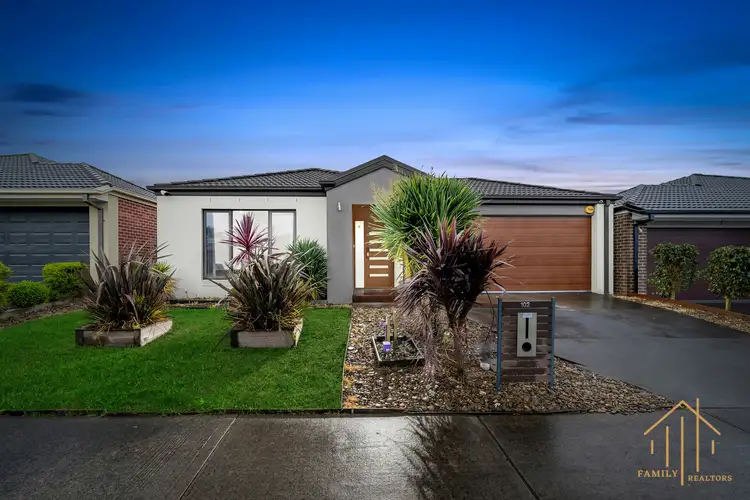 Main view of Homely house listing, 102 Scotsdale Drive, Cranbourne East VIC 3977