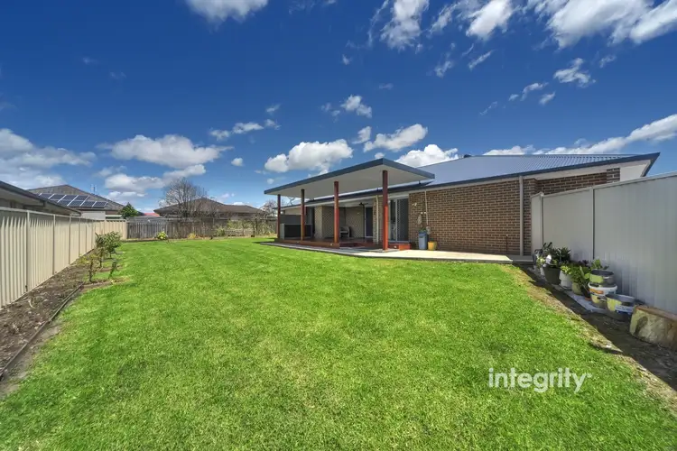 44 Blue Bell Way, Worrigee NSW 2540