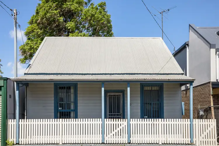 70 Grove Street, St Peters NSW 2044