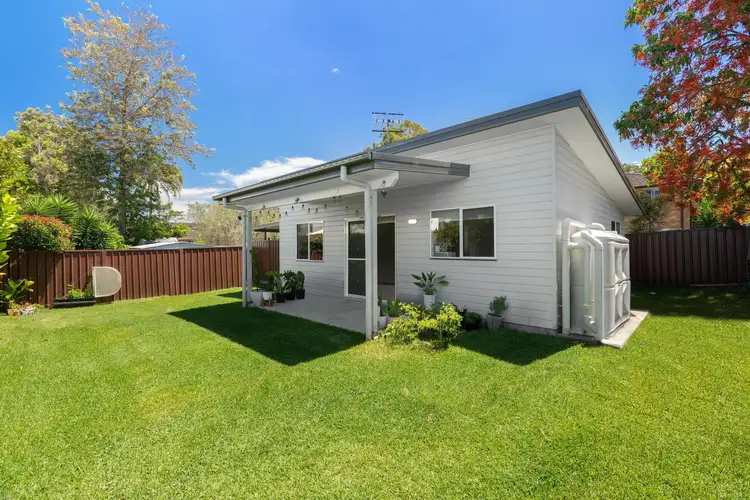 16A Raymond Terrace