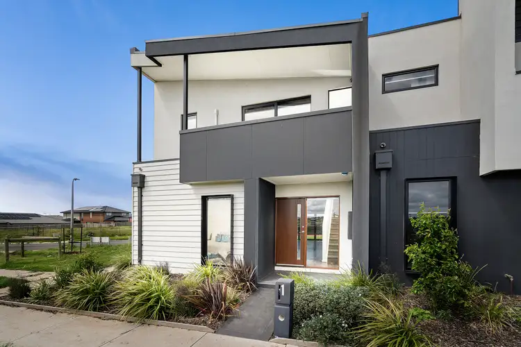 18 Magenta Walk, Tarneit VIC 3029