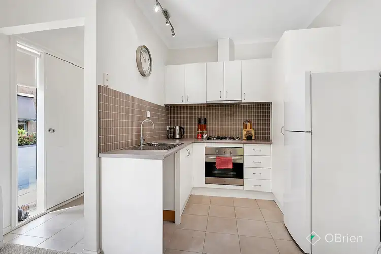 Fifth view of Homely unit listing, 10/8-10 Reservoir Road, Frankston VIC 3199