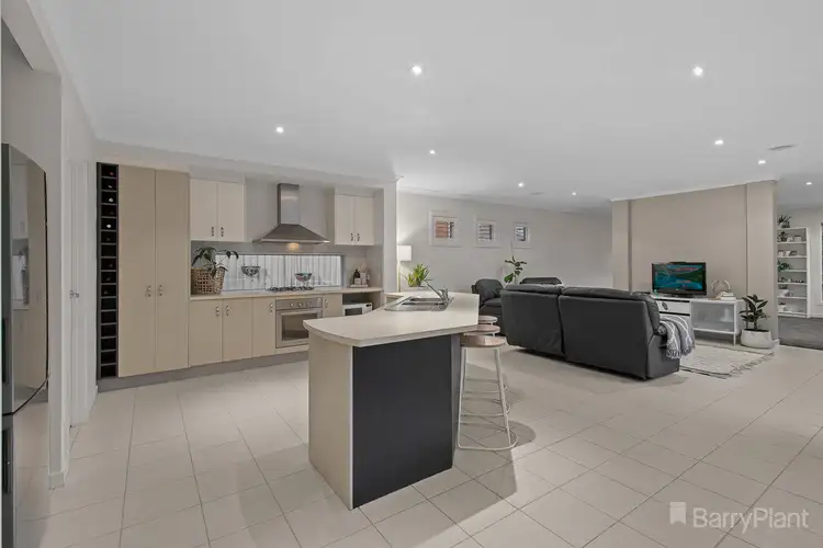 Fourth view of Homely house listing, 28 Kilburn Place, Pakenham VIC 3810