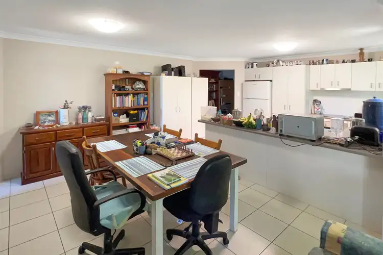 Sixth view of Homely house listing, 4 Peat Court, Nikenbah QLD 4655