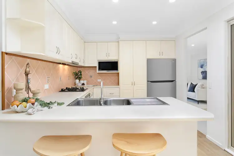 Second view of Homely house listing, 2 Kauri Court, Ourimbah NSW 2258