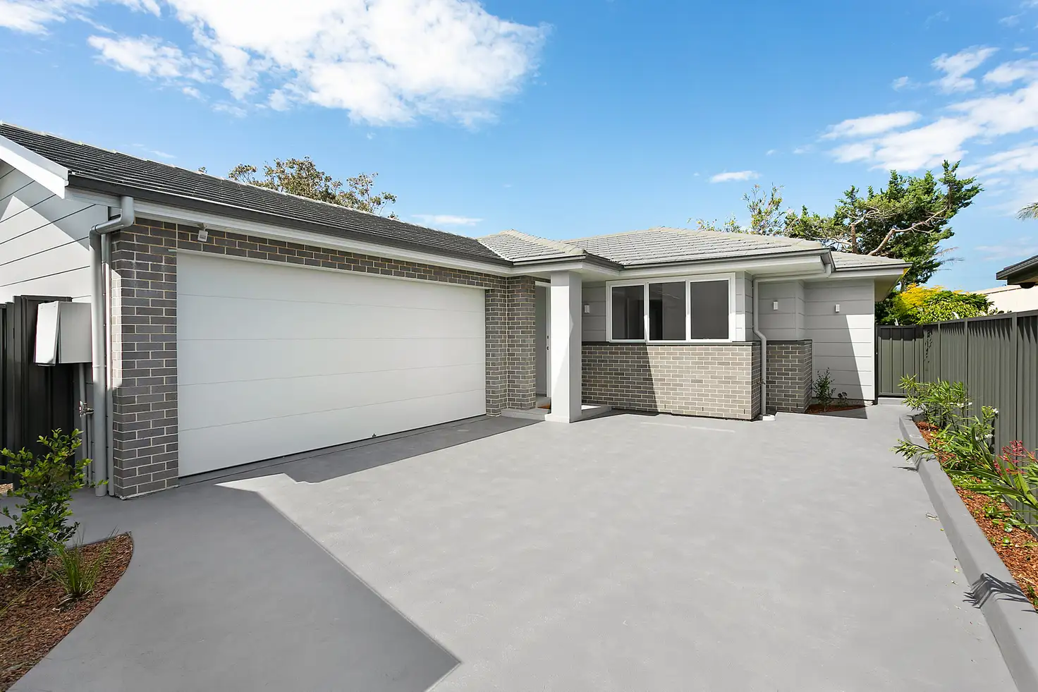 Main view of Homely house listing, 2/8 Gilbert Street, Long Jetty NSW 2261