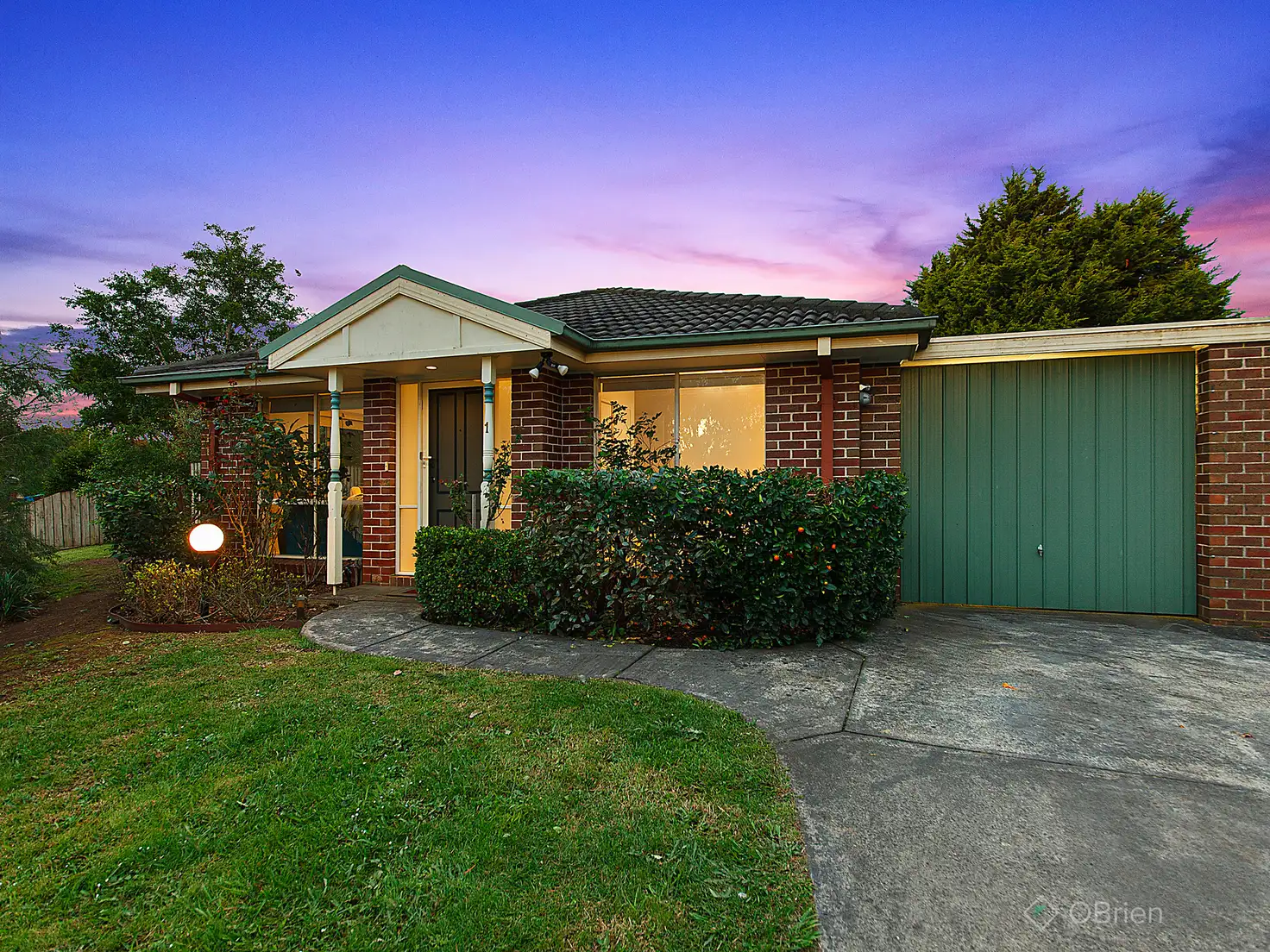 Main view of Homely unit listing, 1/7-8 Harmon Close, Berwick VIC 3806