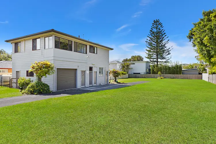 2-4 Charlton Street, Toowoon Bay NSW 2261