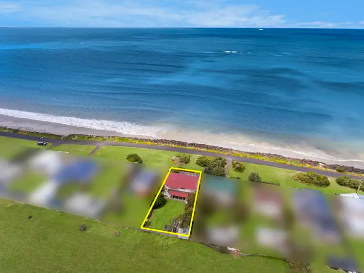 15 Beach Road, Allestree VIC 3305
