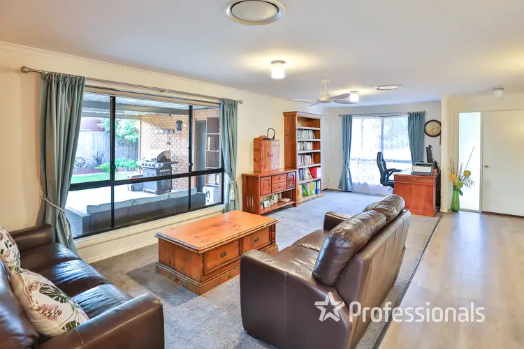 Third view of Homely house listing, 21 Katrina Court, Gol Gol NSW 2738