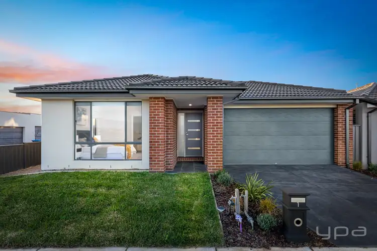 1 Hutton Road