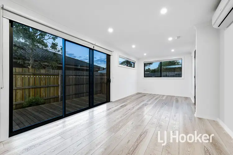 Fifth view of Homely townhouse listing, 3/27 Somerville Road, Hampton Park VIC 3976