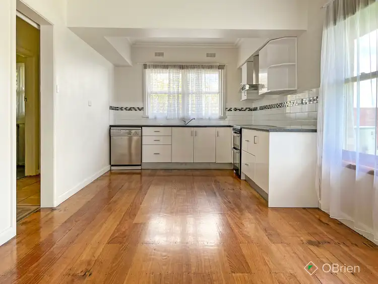 Third view of Homely house listing, 5 Dalmahoy Street, Bairnsdale VIC 3875
