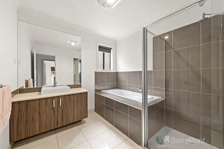 Fifth view of Homely house listing, 30 Cascade Way, Pakenham VIC 3810
