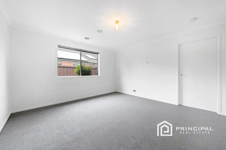 Fifth view of Homely house listing, 7 Balladonia Gum Circuit, Lyndhurst VIC 3975