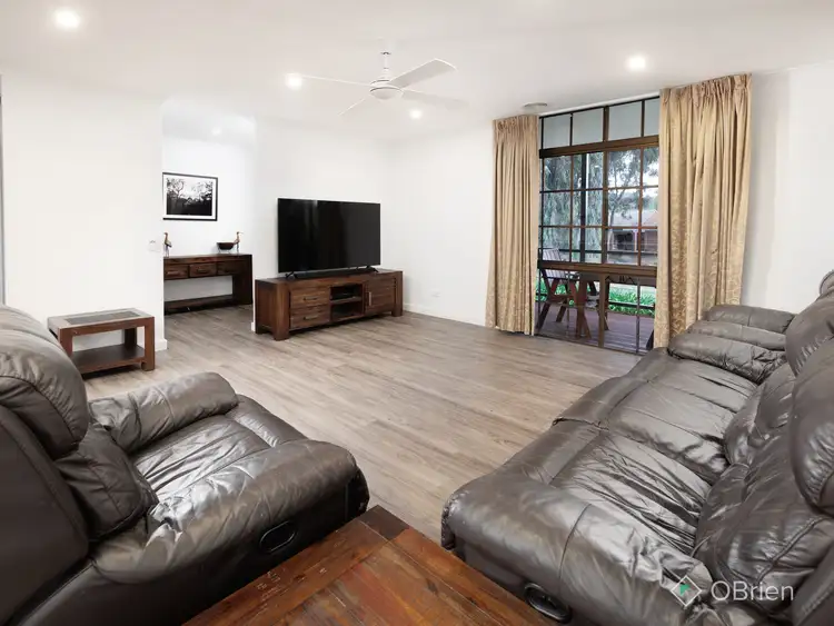Third view of Homely house listing, 32 McMahon Place, Wodonga VIC 3690