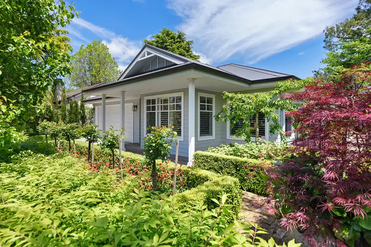15 Gordon Road, Bowral NSW 2576