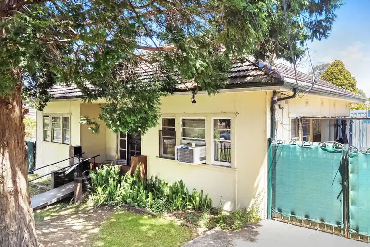 Sixth view of Homely house listing, 10 Dudley Street, Asquith NSW 2077