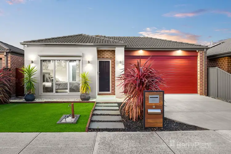 Main view of Homely house listing, 19 Donatello Crescent, Narre Warren VIC 3805