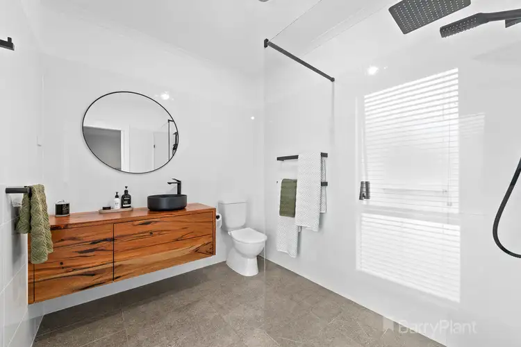 Fourth view of Homely house listing, 18 Arnott Place, Narre Warren North VIC 3804