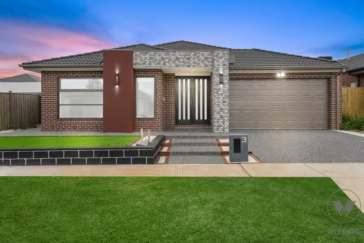 3 Ness Street, Thornhill Park VIC 3335