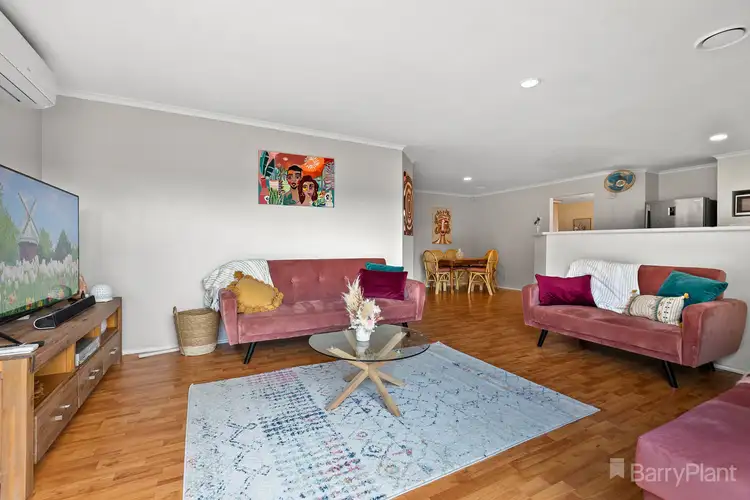 Fourth view of Homely house listing, 8 Garem Gam Wynd, Narre Warren South VIC 3805