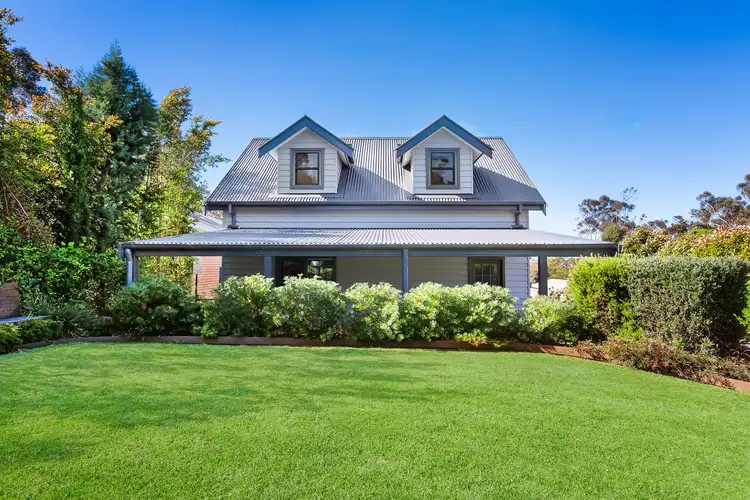 14 Albert Road, Bullaburra NSW 2784