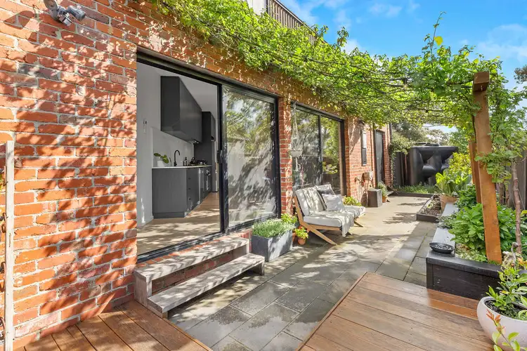 Main view of Homely unit listing, 8/811 Doveton Street North, Soldiers Hill VIC 3350