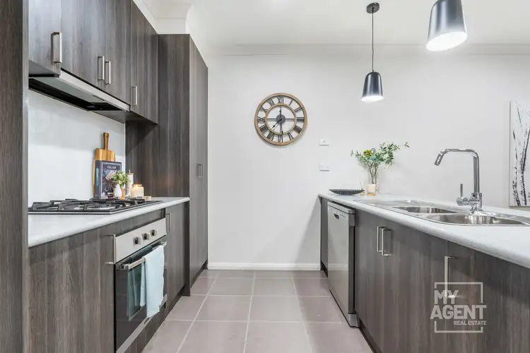 Fifth view of Homely townhouse listing, 7/6-10 Elsternwick Way, Craigieburn VIC 3064