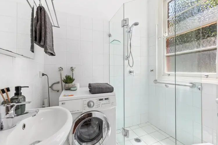 Fifth view of Homely studio listing, 7/2 Crick Avenue, Potts Point NSW 2011