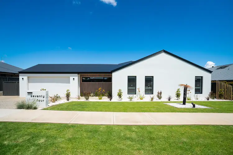 74 Alpine Street, Thurgoona NSW 2640