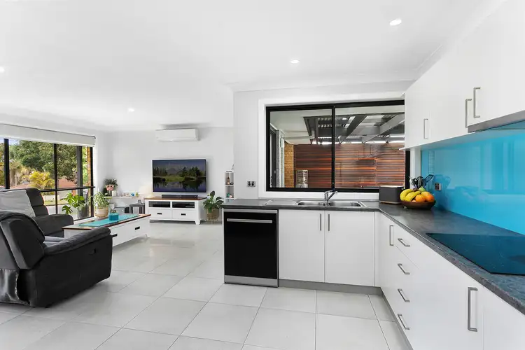 Sixth view of Homely house listing, 2 Belshaw Place, Bateau Bay NSW 2261